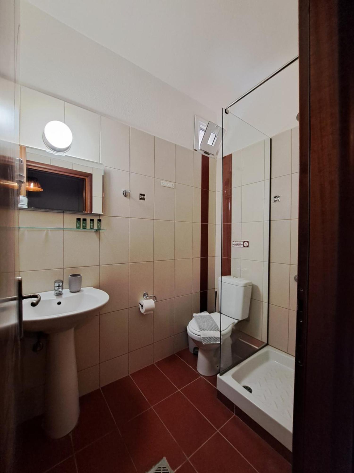 Studios Denis Sztavrósz Kültér fotó